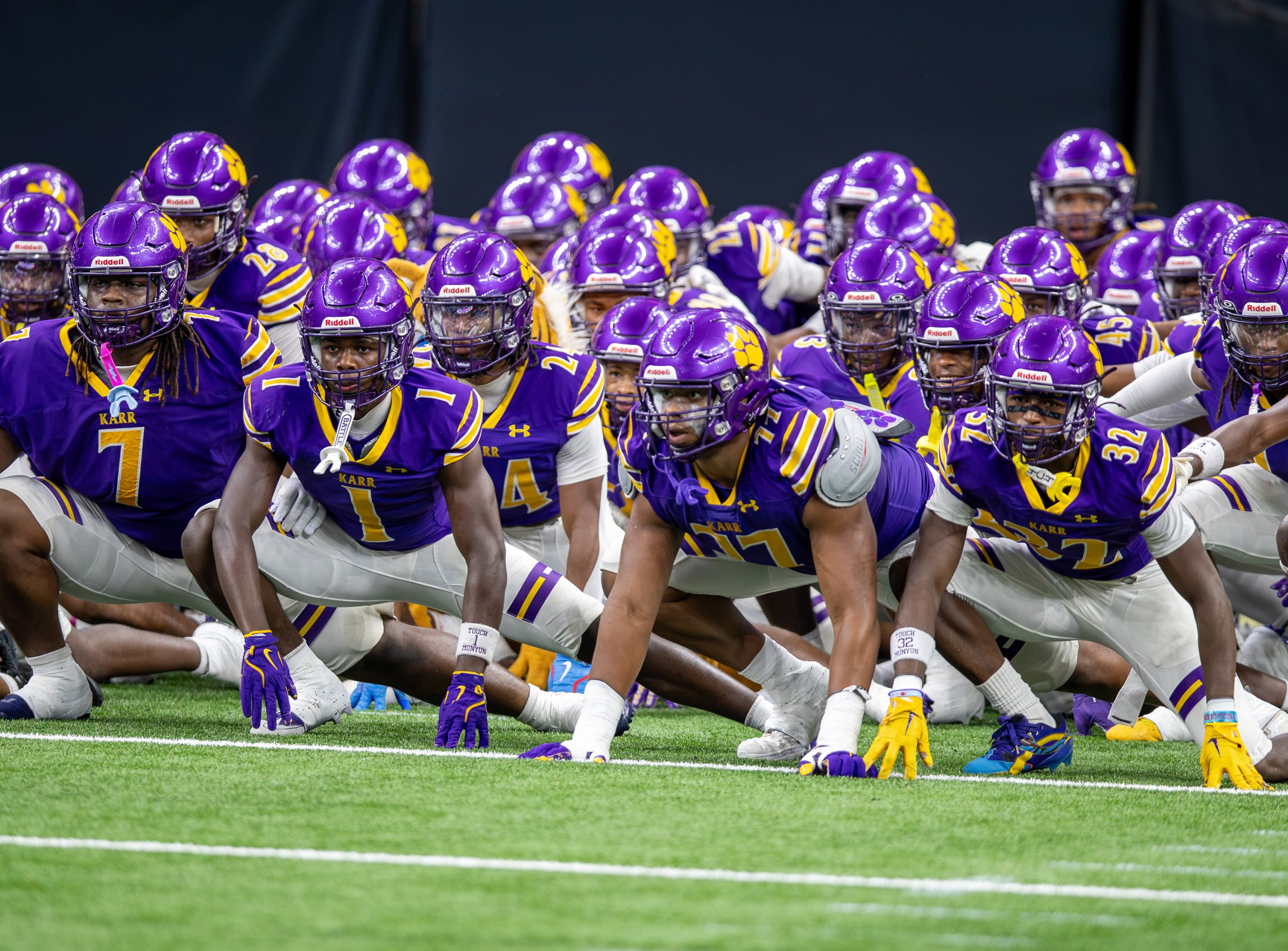 EDNA KARR WINS SLUGFEST WITH RUSTON IN LOUISIANA SUPERDOME