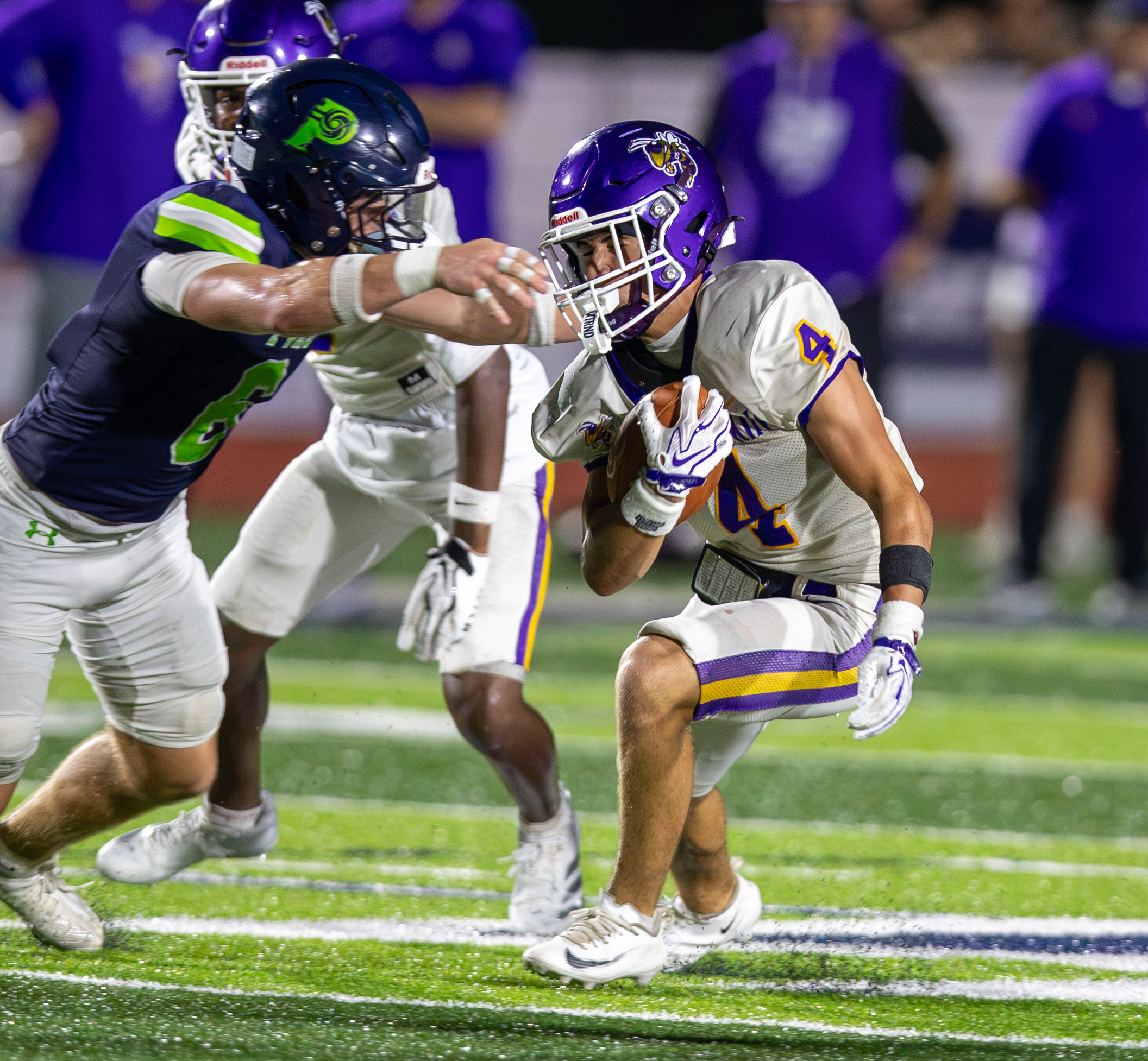 DENHAM SPRINGS RUSHES TO VICTORY OVER PRAIRIEVILLE IN DISTRICT OPENER