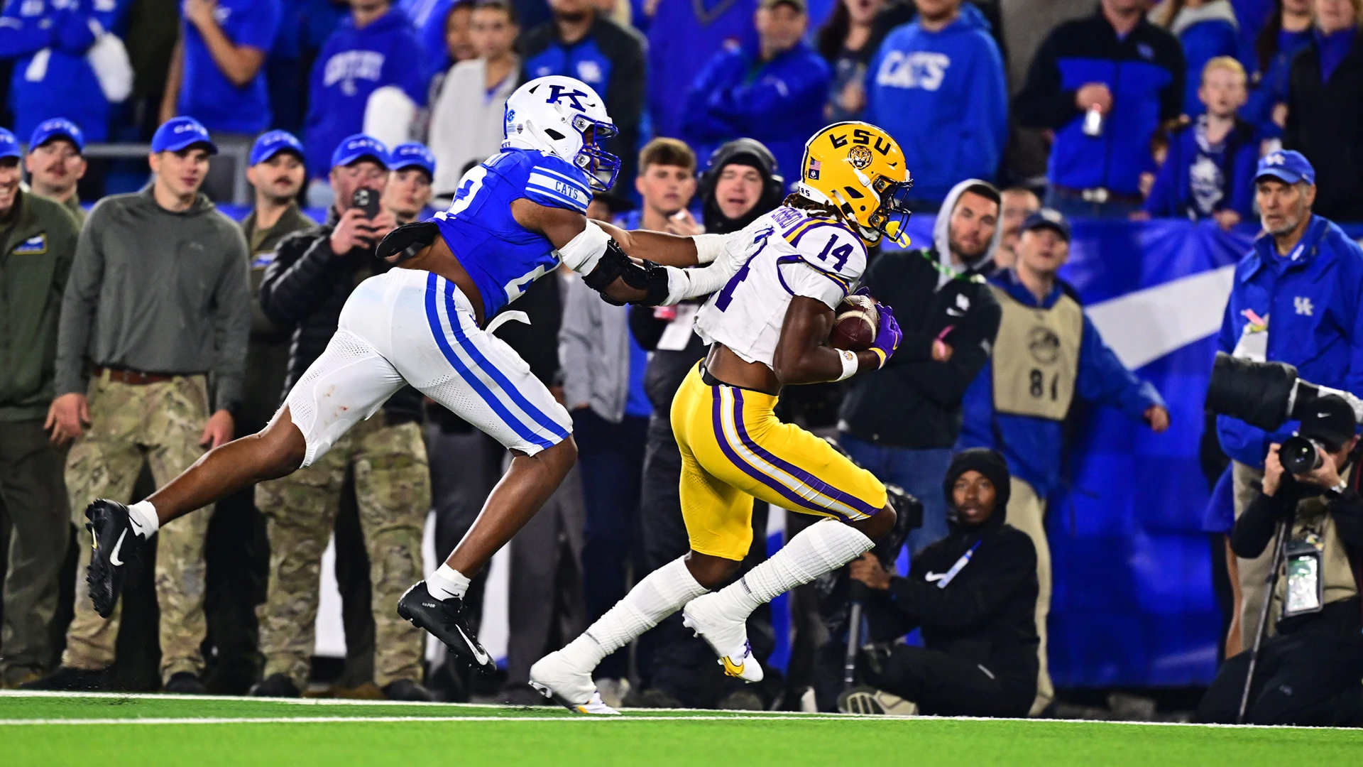 Wildcats Walk It Off in Overtime: Kentucky Stuns No. 10 LSU 35-34 in Kroger Field Classic